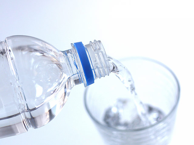【いつも同じ？】よく買うペットボトル水商品ランキング【毎回違う？】結果発表