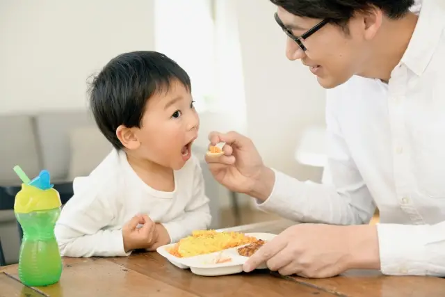 第4位：かせる（食べさせる）（589票）