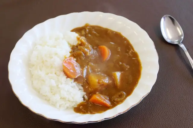 第2位：カレーライス（295票）