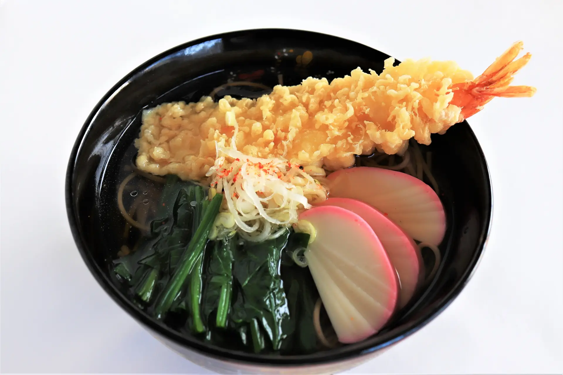 第11位：「年越しそばを食べるタイミングは年を越える前？後？」（320票）