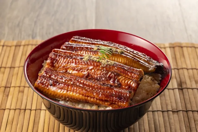ジメジメした梅雨に食べたい料理ランキング2位:うな丼・うな重の画像