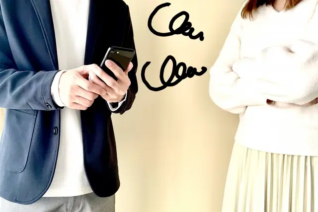 第9位：初デートで飲みに誘ってくる（45票）