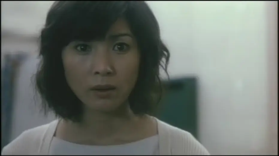 第17位:仄暗い水の底から(2002年公開 監督:中田秀夫 主演:黒木瞳)(37票)