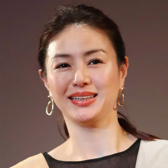 2026年で「50歳」のお美しい女性芸能人ランキング