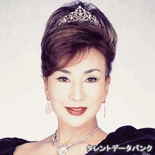カルーセル 麻紀 の写真