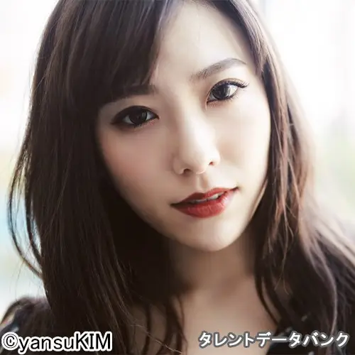 留奥 麻依子 の写真