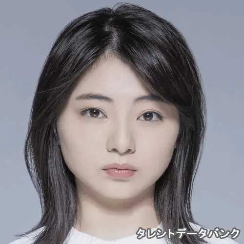 小林 万里子 の写真