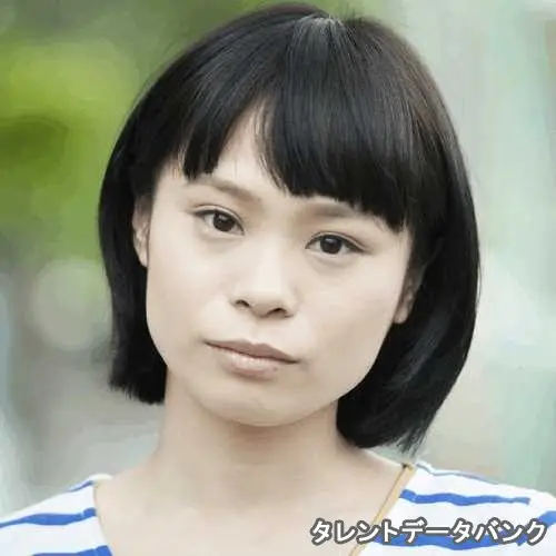 國武 綾 の写真