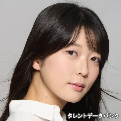 井上 百合子 の写真