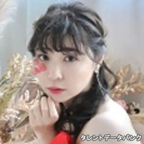 篠花 美碧 の写真