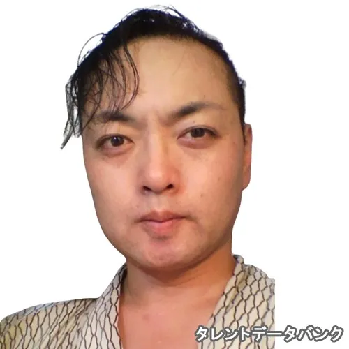 千田 寛仁 の写真